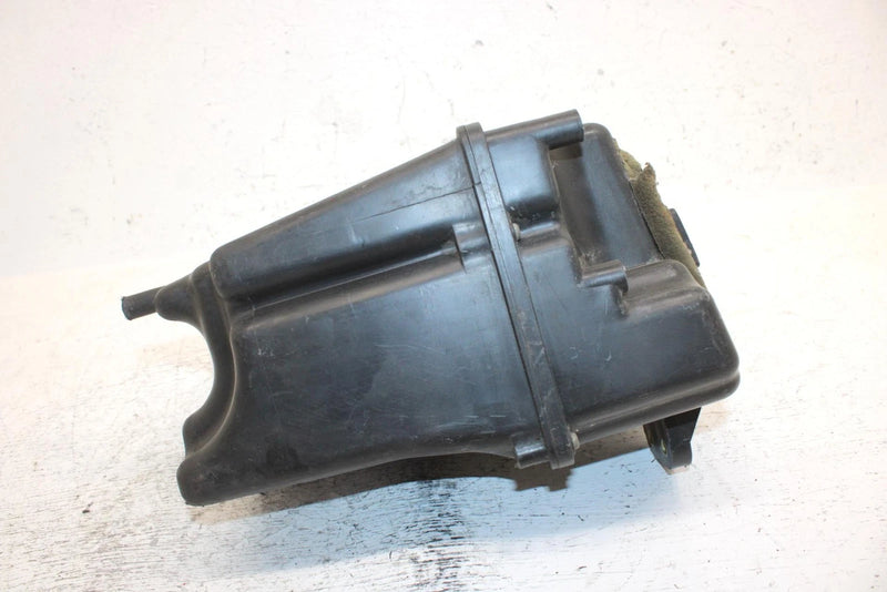 1995 Yamaha Vmax 600 Oem Airbox W/Cover 8AB-14431-00-00 8AB-14441-00-00 SY11