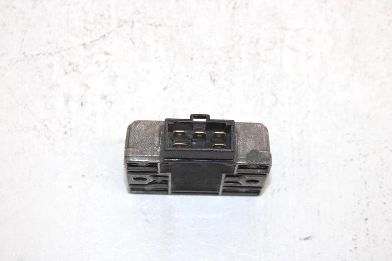 1994 Kawasaki Bayou 220 Oem Voltage Regulator 21066-1052 AK3