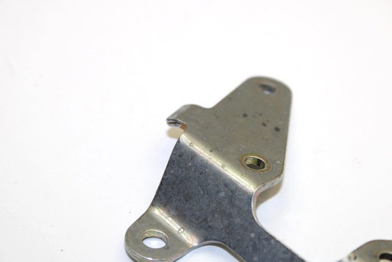 2002 Ski-doo Mach Z 800 Oem Intake Manifold Carrier Bracket 420851351 Q3180