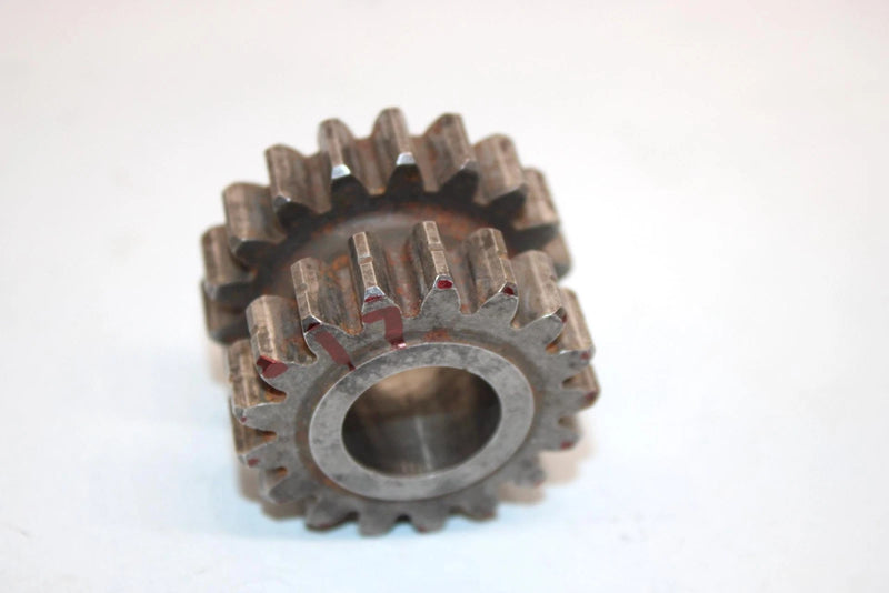 02 Yamaha  Big Bear 400 4x4 Oem 2nd Pinion Gear (17T/18T) 4KB-17121-00-00 AYS