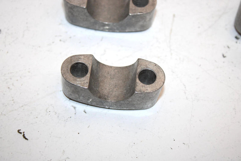 00 Yamaha Sx500r Oem Handlebar Holder Set 8ED-23442-00-00 1E6-23441-00-00 SY0