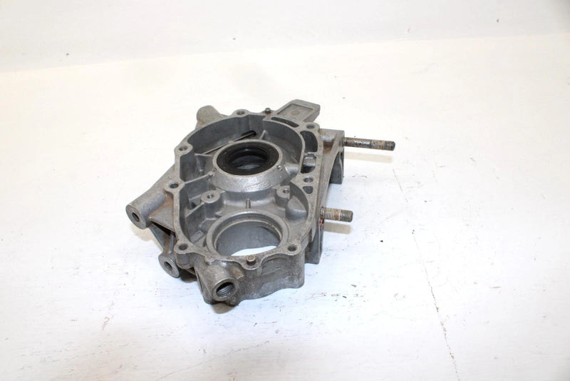2000 Polaris Xplorer 400 Oem Left Crankcase Half 3086740 AP200