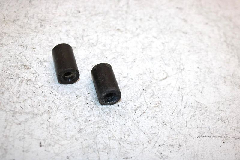 2001 Polaris Magnum 500 Oem Radiator Mount Spacer Pair 5020572 AP121