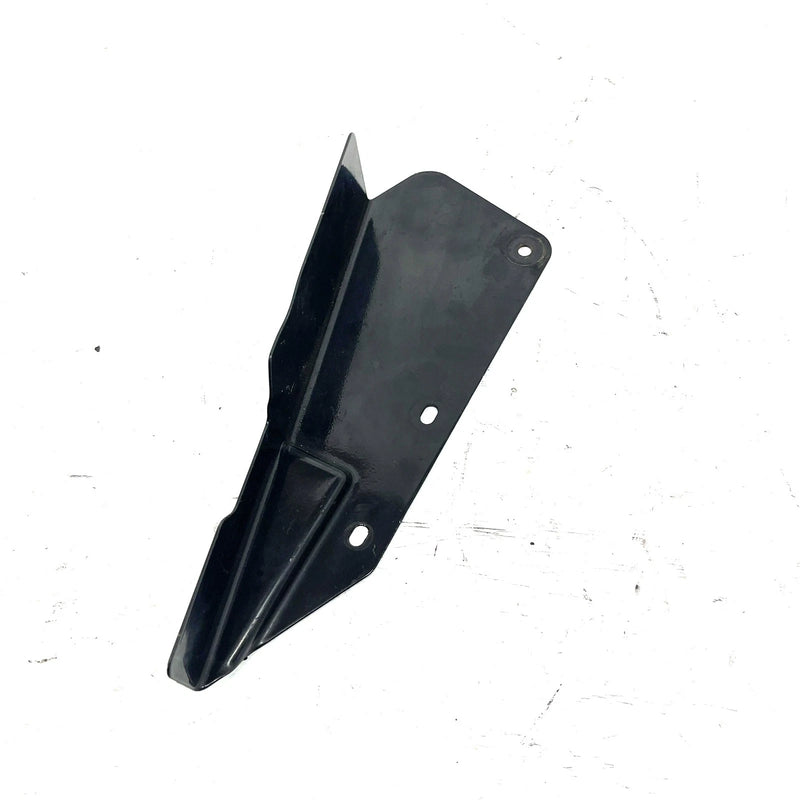 2002 Polaris Magnum 325 4X4 OEM Front Right Splash Guard 5245533-067 AP241