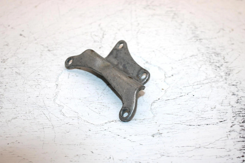 1986 Yamaha  Moto 4 Oem Starter Motor Bracket 24W-81823-00-00 AY7