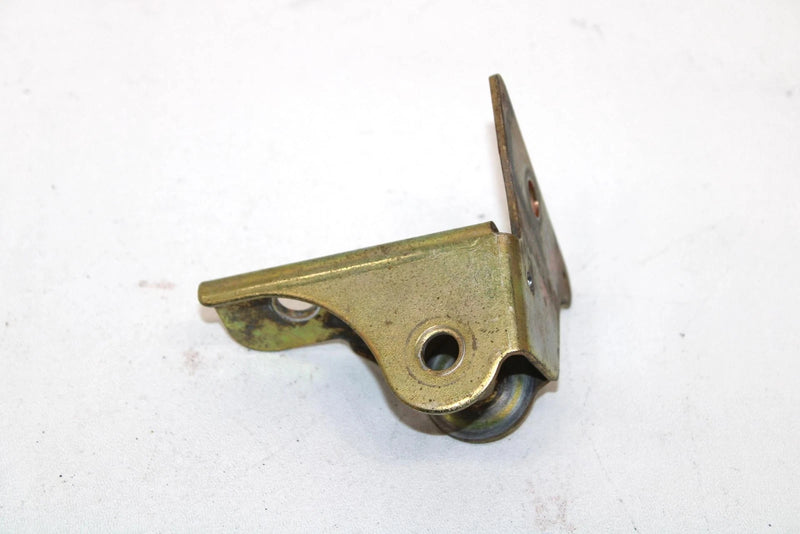 2004 Polaris 550 Classic Edge Oem Right Upper Shock Mount 5243978 Q1513