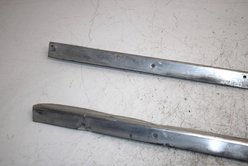 02 Ski-doo Grand Touring 500 Oem Tunnel Brace Set 518322395 518322396 SS24