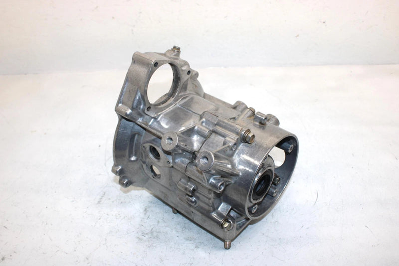 01 Polaris Trail Blazer  Oem Crankcase 3087048 AP1