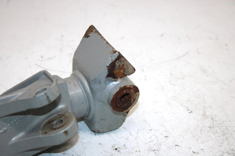 09 Arctic Cat F570 Oem Right Steering Knuckle 2703-452 SA294