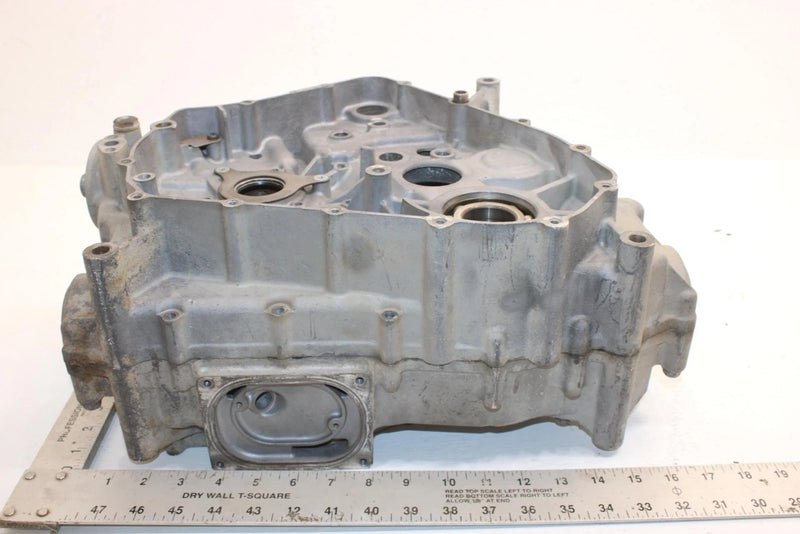 2009 Suzuki Lt-a400f Oem Engine Motor Crankcase 11302-38812 AS26