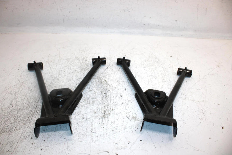 1999 Polaris Sportsman 335 Oem LH RH Upper Control Arm (Set) 1040587-067 AP17