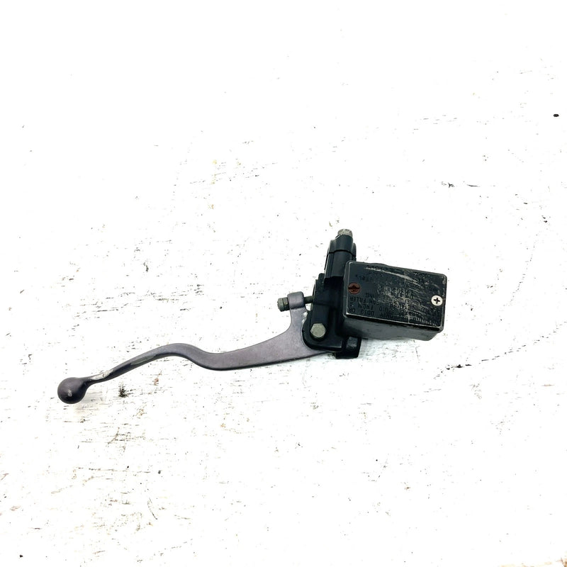 2000 Yamaha Warrior 350 OEM Front Brake Master Cylinder 2GU-25870-00-00 AY67