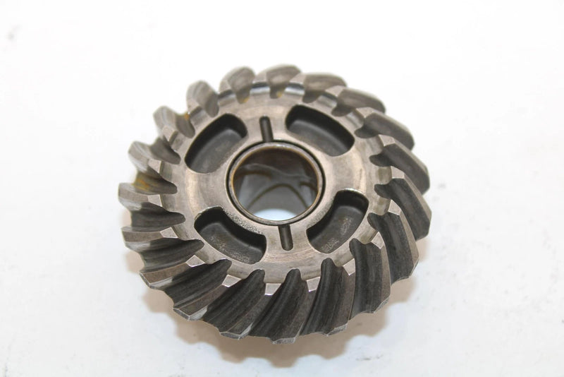 1985 Yamaha  Moto 4 Oem Middle Drive Bevel Gear 52G-17530-00-00 Q3496