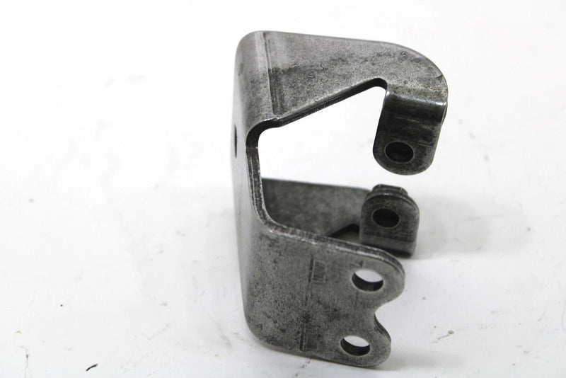 1989 Yamaha Ovation Deluxe Oem Front Upper Engine Bracket 85L-21411-00-00 SY69