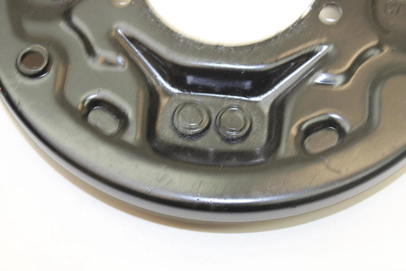 1992 Suzuki King Quad 300 Oem Right Front Brake Drum Plate 54510-39D00 AS19