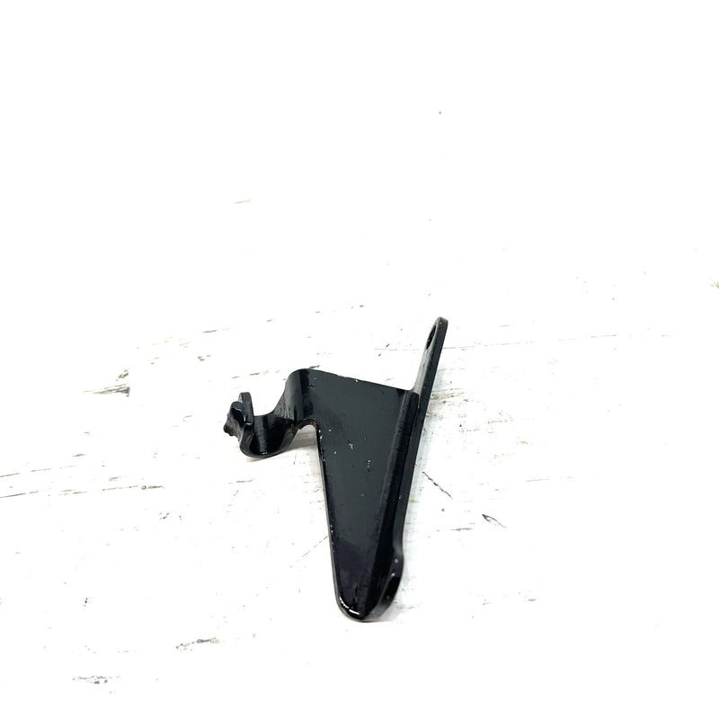 87-04 Yamaha Warrior 350 OEM Cable Bracket 1UY-15441-00-00 AY60