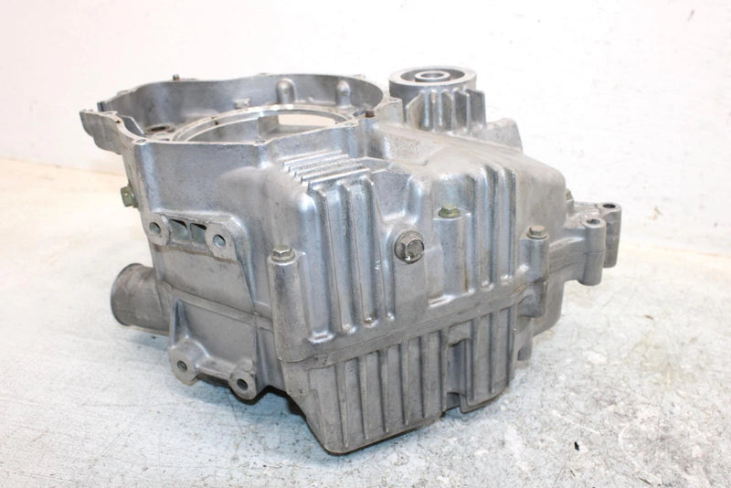 2000 Polaris Trail Boss Oem Crankcase 3086793 AP171