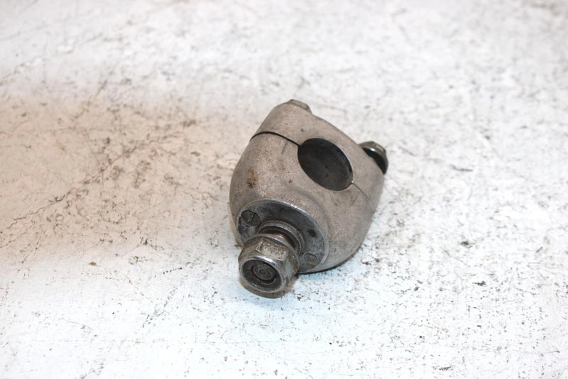 1985 Honda Trx Fourtrax 250 A Oem Handlebar Mount Set 53121-958-000 AH48