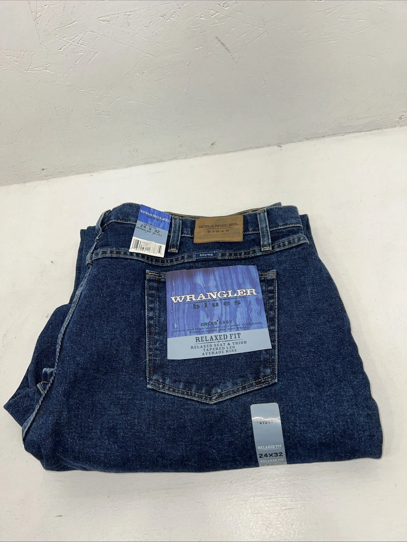 New Men’s Wrangler Blues Relaxed Fit Dress Easy Denim Jeans. 24x32 I-22