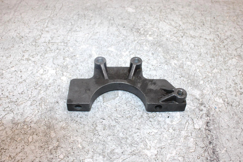 2004 Polaris Trail Boss 330 Oem Lower Brake Caliper Mount 5131786 AP117