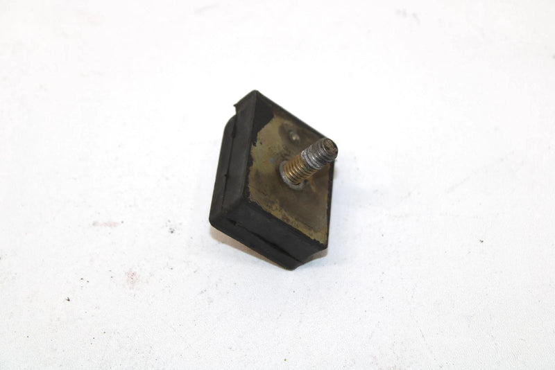 2004 Polaris 550 Classic Edge Oem Engine Mount Damper 3021206 Q3318