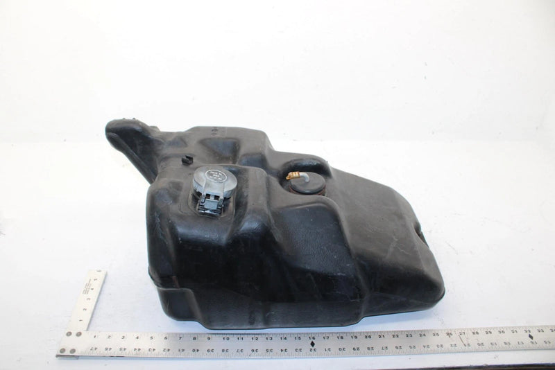 1990 Yamaha Phazer Ii LE Oem Fuel Tank W/Cap/Pickup  8V0-24111-03-00 SY14