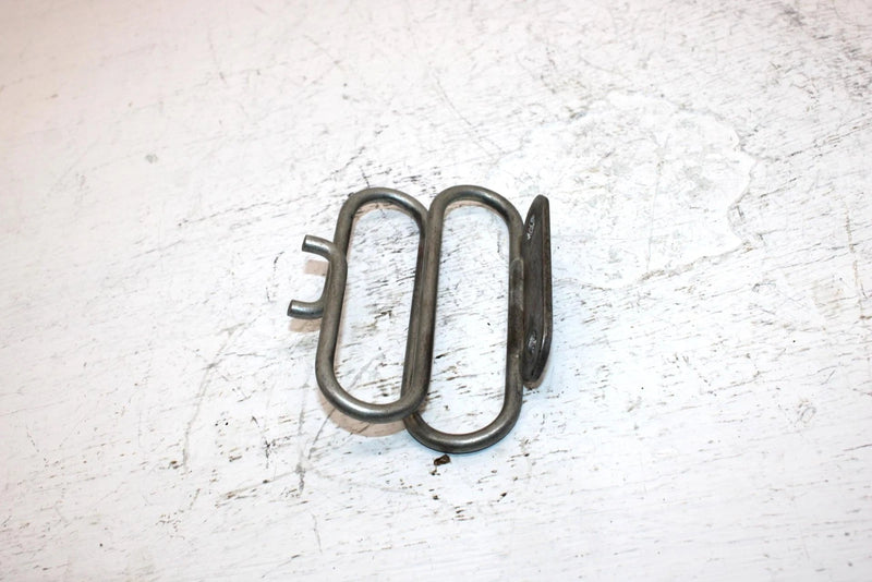 1998 Yamaha  Grizzly Oem Cable Routing Bracket 4KB-23868-01-00 AY49