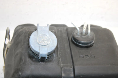 83 Yamaha Excel Iii Ec340g Oem Fuel Tank Set 8G8-24111-00-00 SY7