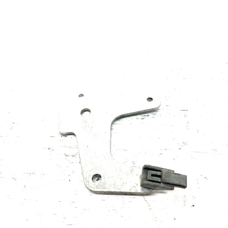 20-22 Can-Am Defender HD10 OEM Transmission Support Plate 420651046 XB0.3