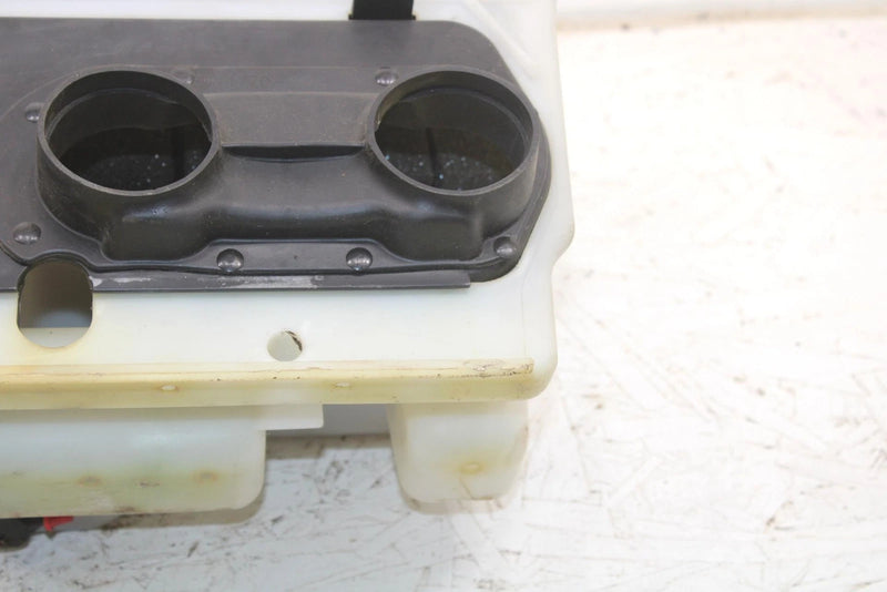2002 Polaris Xc 500 Oem Airbox/Oil Tank 1253336 SP197