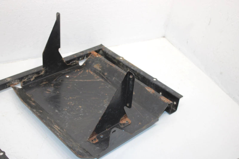 2006 Polaris Ranger Xp 700 Oem Right Floor Support 1014903-067 XP3