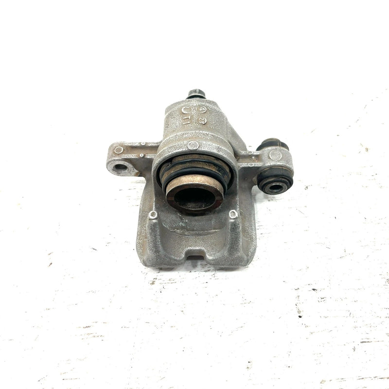 05 Honda Foreman 500 4x4 OEM Right Front Caliper Body 45250-HP0-A01 AH90