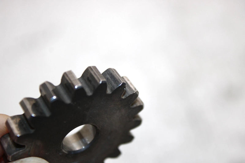 2004 Honda Fourtrax Recon Es Oem Middle Starter Idler Gear 28118-HM8-000 AH8