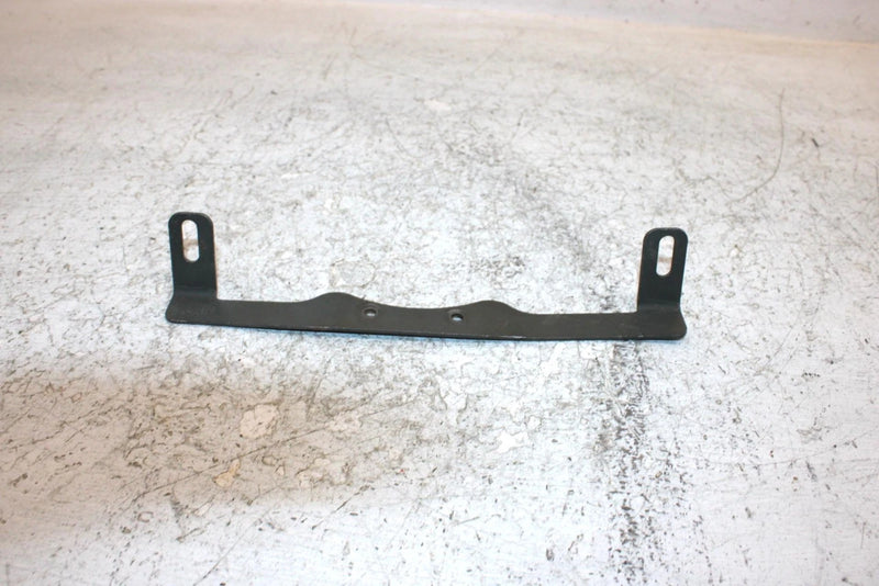 2004 Polaris Sportsman 400 Oem Carburetor Mount 5247154 AP145