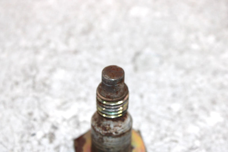 2000 Polaris Xplorer Oem Swingarm Pivot Bolt 5131697 AP169