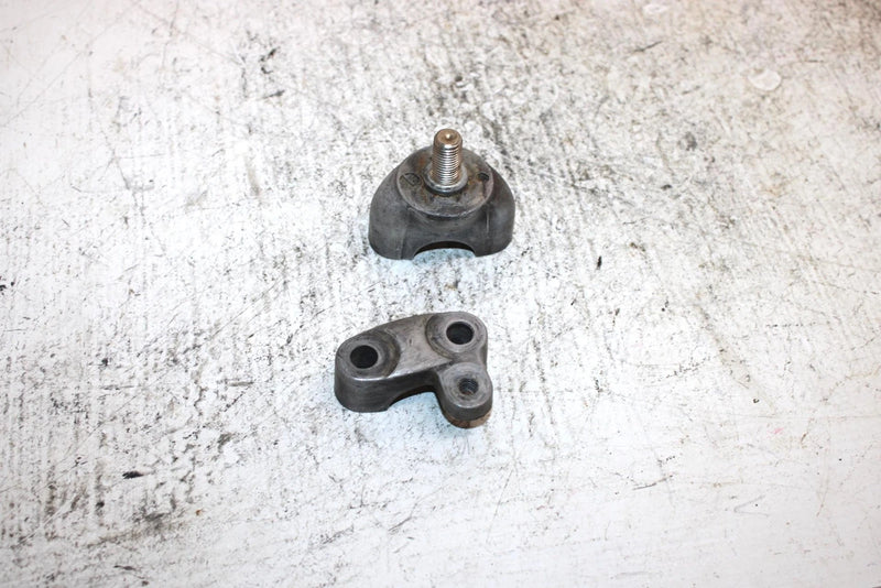 2000 Honda Trx300 Fourtrax 4x4 Oem Handlebar Mount Set 53111-HC3-000 AH37