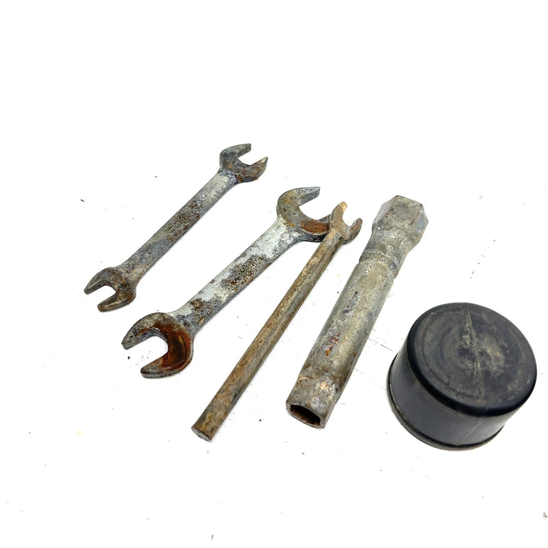 01-04 Honda Foreman Rubicon 500 TRX500FAA 4x4 OEM Tool Box 89010-HN2-000 AH85