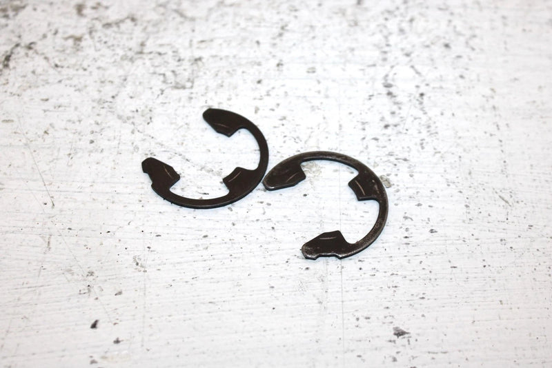 2000 Polaris Xplorer Oem External Retaining Ring Pair 3233720 AP177