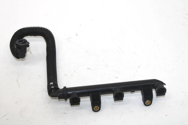 2013 Ski-doo Mxz 600 Oem Fuel Rail 420874960 SS64