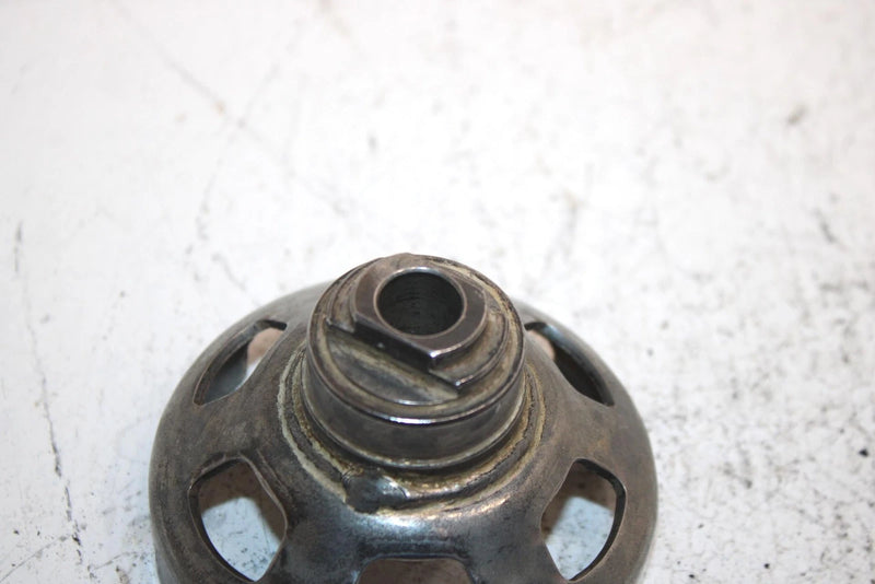 2004 Honda Fourtrax Rincon Oem Starter Recoil Cup 28430-HN8-000 AH2