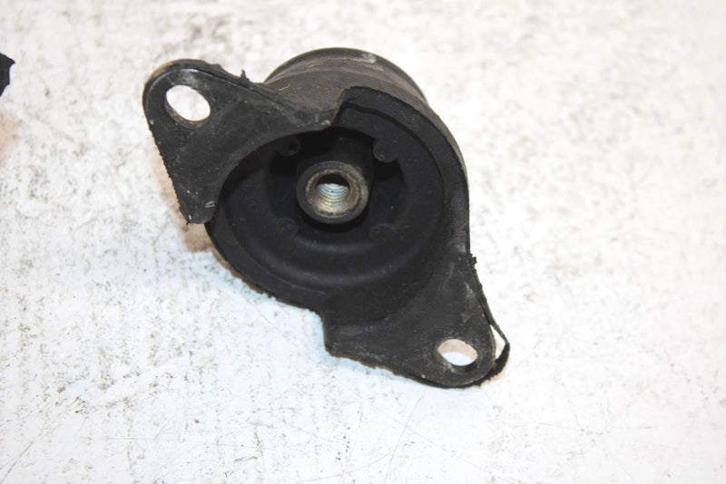97 Arctic Cat Tigershark Monte Carlo Oem Engine Mount Dampner Pair 0608-157 JA12