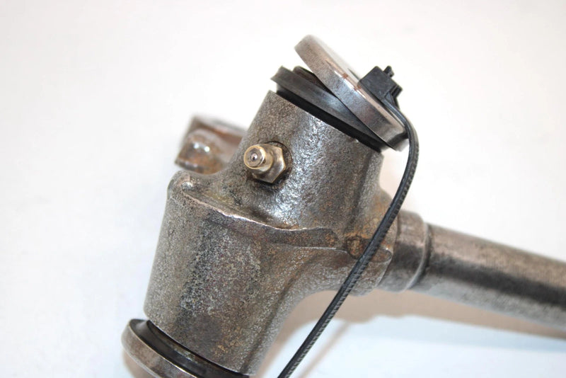88 Yamaha  Champ 100 Yfm100u Oem Left Steering Knuckle 2HX-23501-00-00 AY10