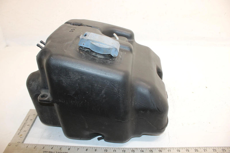 88 Yamaha Excel Iii Oem Fuel Tank 8W6-24111-00-00 SY12
