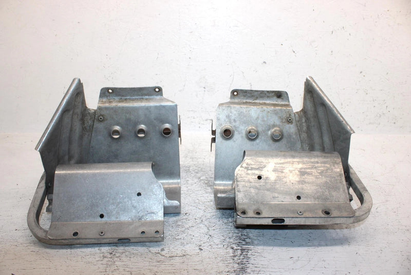 1995 Yamaha Vmax 600 Oem Footrest Set 8AB-21926-00-00 SY11