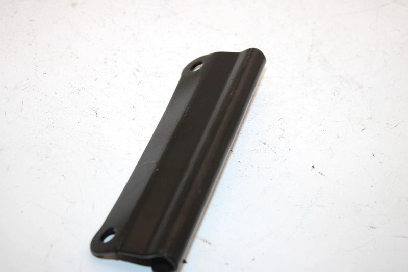03 Bombardier Quest 650 Oem Under Frame Bracket 705200575 AB1.1