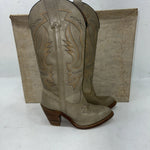 New Women’s Gray Fashion Capzeio Cowboy Boots. L538 5.5 5 1/2. 20-45