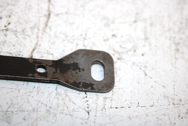 2000 Polaris Magnum 325 Oem Carburetor Bracket 5243720-067 AP65