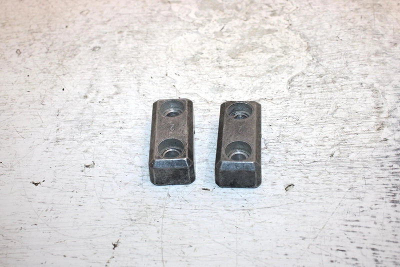 2002 Arctic Cat Zr 500 Cc Oem Handlebar Clamp Pair 0705-355 SA4