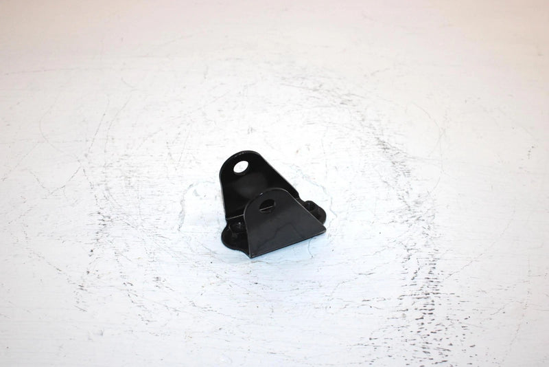 99 Yamaha  Bear Tracker Oem Top Engine Motor Mount Bracket 4XE-F1315-01-00 AY50