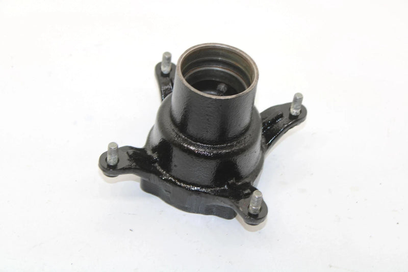 1992 Polaris Trail Boss 250 Oem Front Wheel Hub 5130682 B461
